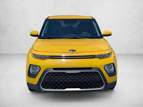 Used 2020 Kia Soul S FWD image 2