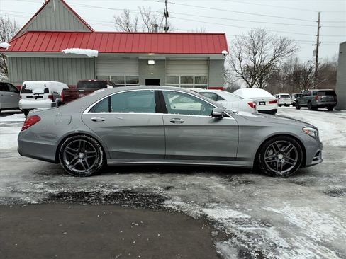 Used 2015 Mercedes-Benz S 550 4MATIC Sedan w/ Sport Package image 6