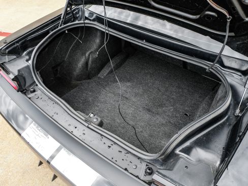 Used 2012 Dodge Challenger SRT8 RWD image 31