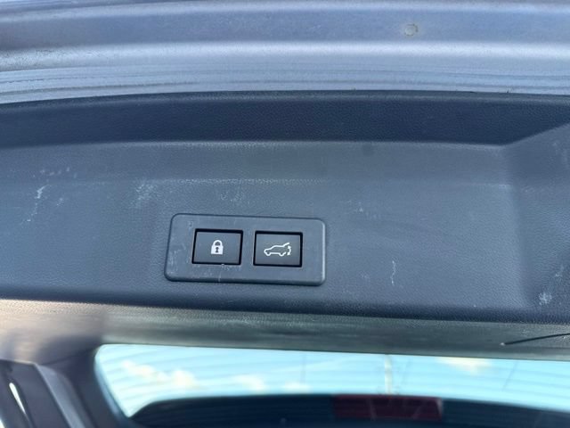 Used 2020 Subaru Ascent Premium w/ Convenience Package AWD/4WD image 34