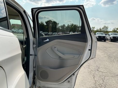 Used 2017 Ford Escape Titanium w/ Equipment Group 301A FWD image 15