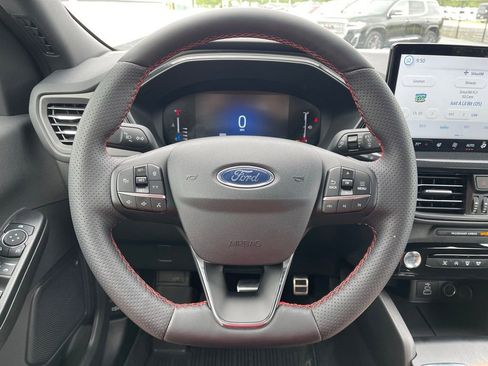 Used 2024 Ford Escape ST-Line w/ Tech Pack #1 AWD/4WD image 19