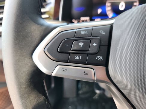 New 2025 Volkswagen Jetta SE image 30