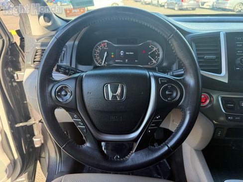 Used 2019 Honda Ridgeline RTL image 16