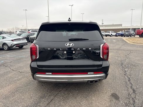 Used 2023 Hyundai Palisade Calligraphy w/ Cargo Package image 5