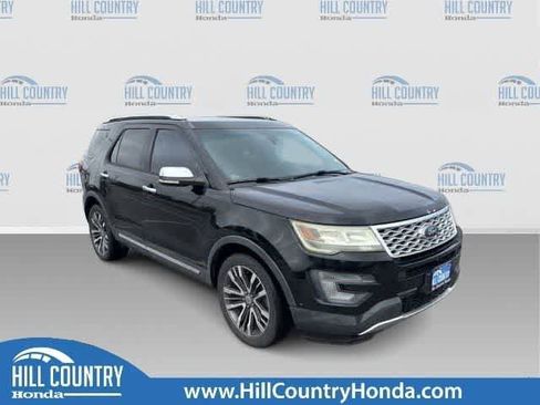 Used 2016 Ford Explorer Platinum AWD/4WD image 8