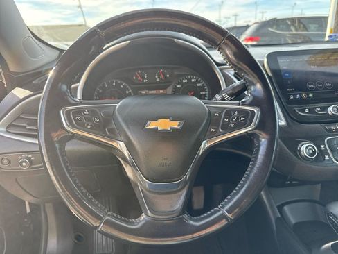 Used 2021 Chevrolet Malibu RS FWD image 16