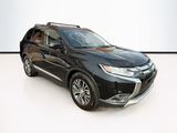 Used 2016 Mitsubishi Outlander SEL image 3