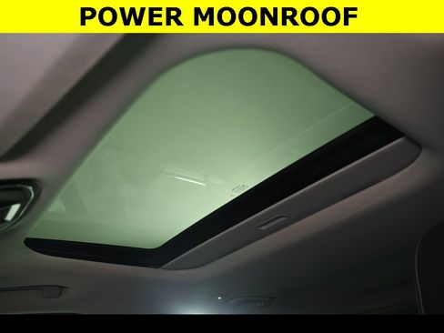 Used 2024 Jeep Grand Cherokee Laredo X w/ Luxury Tech Group I image 2