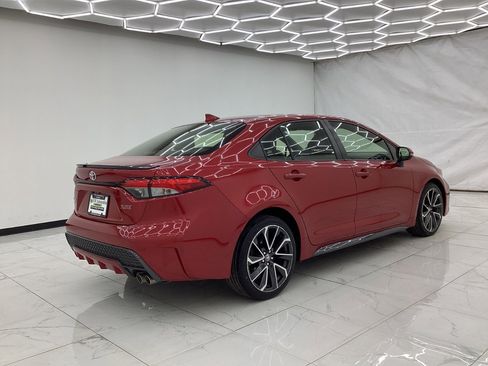 Used 2020 Toyota Corolla XSE image 11
