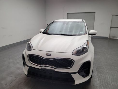 Used 2020 Kia Sportage LX image 15