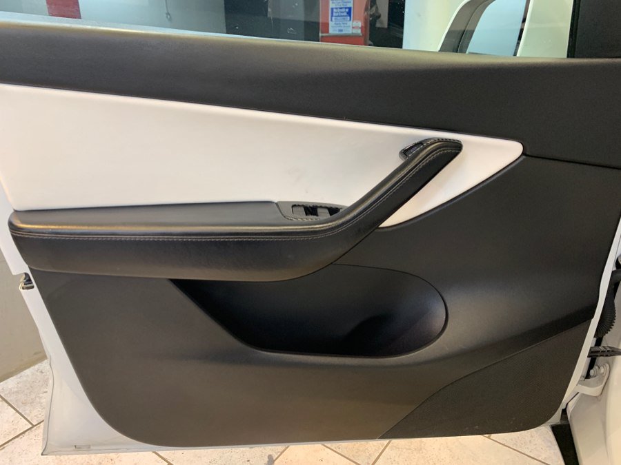 Used 2021 Tesla Model Y Performance AWD/4WD image 15