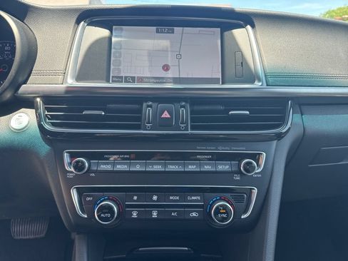 Used 2018 Kia Optima SX w/ Technology Package FWD image 43