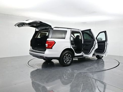 Certified 2022 Ford Expedition XLT image 56