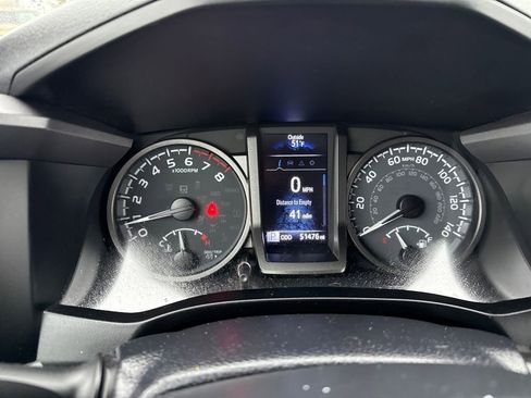 Used 2022 Toyota Tacoma TRD Off-Road w/ Technology Package image 20