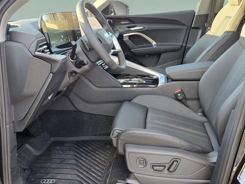 New 2025 Audi Q5 Premium Plus image 29