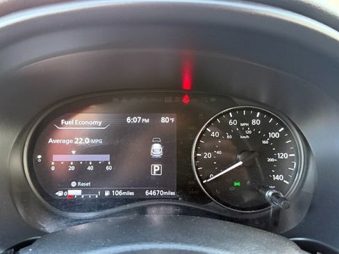 Used 2022 Nissan Kicks SV FWD image 41