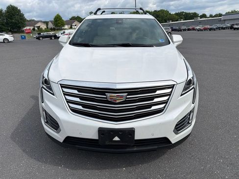 Used 2018 Cadillac XT5 Luxury w/ Driver Awareness Package FWD image 8