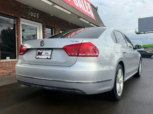 Used 2014 Volkswagen Passat TDI SEL Premium FWD image 4