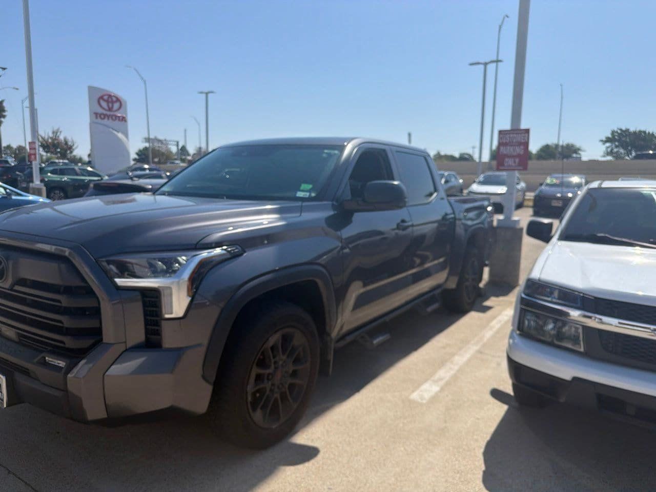 Used 2024 Toyota Tundra SR5 w/ SR5 Premium Package RWD image 1