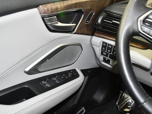 Certified 2024 Acura RDX SH-AWD w/ Advance Package image 32
