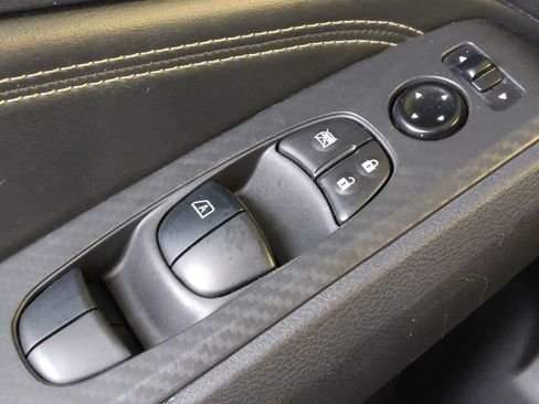 Used 2020 Nissan Altima 2.5 SR w/ Premium Package image 27