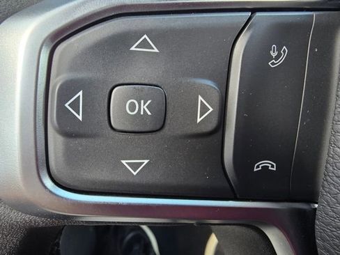 Used 2025 RAM 2500 Big Horn AWD/4WD image 11