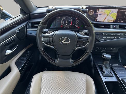 Used 2019 Lexus ES 350 w/ Premium Package FWD image 20