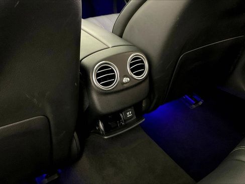 Used 2018 Mercedes-Benz E 300 image 10