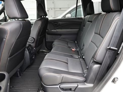 Used 2023 Honda Passport TrailSport image 28