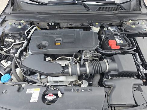Used 2021 Honda Accord Touring image 10