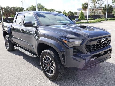 Used 2024 Toyota Tacoma TRD Sport image 6