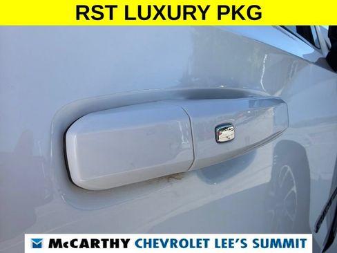 Used 2024 Chevrolet Suburban RST w/ Luxury Package AWD/4WD image 26