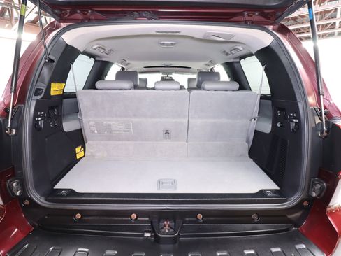 Used 2008 Toyota Sequoia Limited image 28