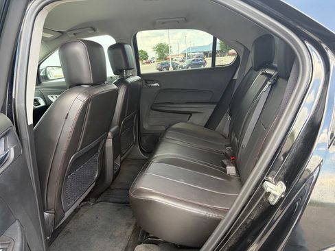 Used 2017 Chevrolet Equinox Premier w/ Enhanced Convenience Package AWD/4WD image 17