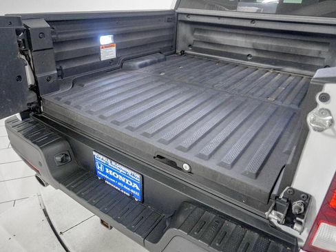Used 2023 Honda Ridgeline RTL-E image 9