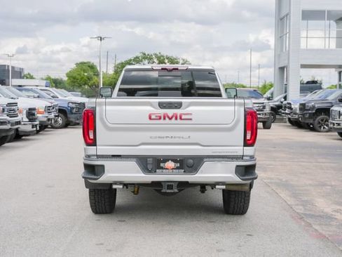 Used 2020 GMC Sierra 3500 Denali w/ Denali Ultimate Package AWD/4WD image 8