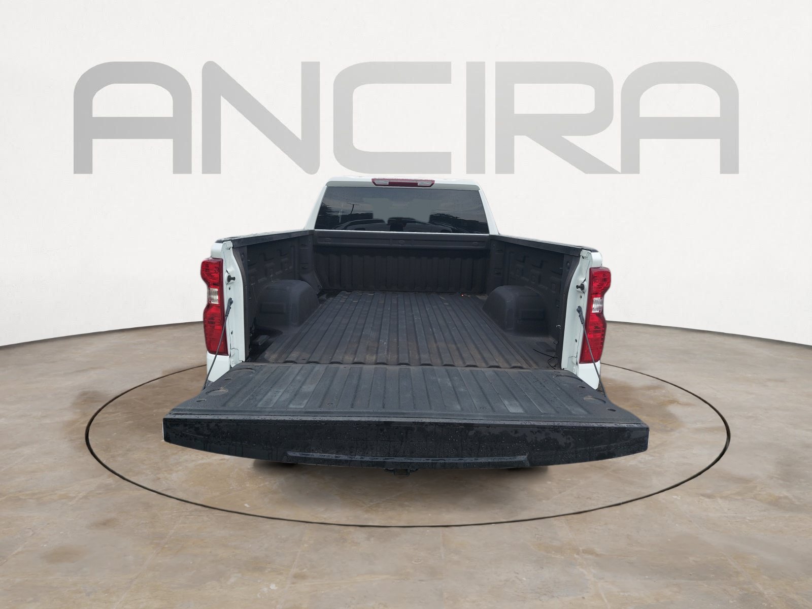 Used 2025 Chevrolet Silverado 1500 LT RWD image 12
