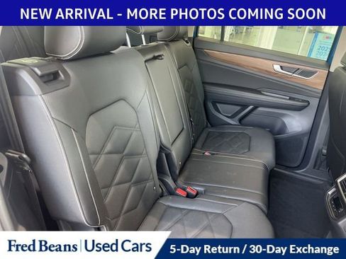 Used 2025 Volkswagen Atlas SE image 6