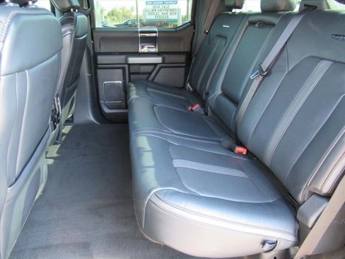 Used 2022 Ford F350 Platinum w/ FX4 Off-Road Package image 32