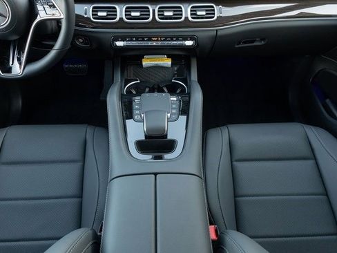 Certified 2025 Mercedes-Benz GLE 350 4MATIC image 26