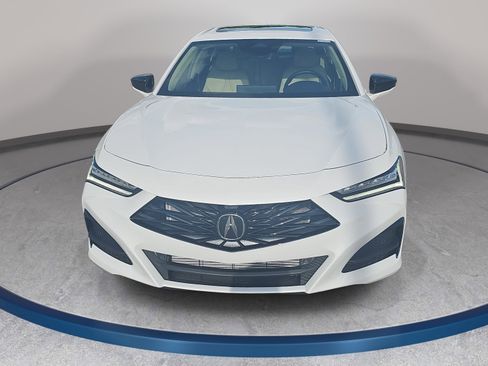Used 2025 Acura TLX w/Technology Package image 2