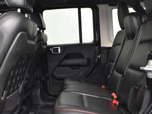 Used 2019 Jeep Wrangler Unlimited Rubicon AWD/4WD image 8