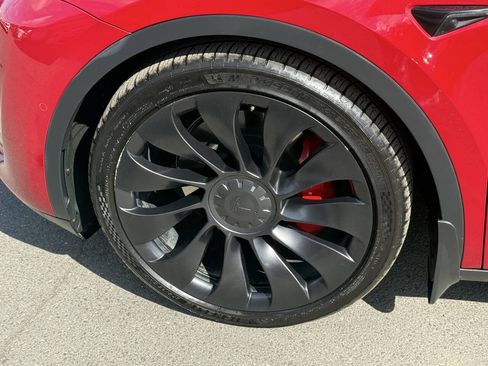 Used 2022 Tesla Model Y Performance AWD/4WD image 38