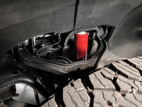 Used 2024 GMC Sierra 2500 AT4 w/ AT4 Premium Plus Package image 21