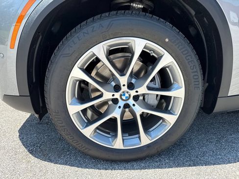 New 2026 BMW X5 xDrive40i AWD/4WD image 9