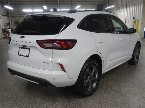 Used 2023 Ford Escape ST-Line w/ Tech Pack #1 AWD/4WD image 7