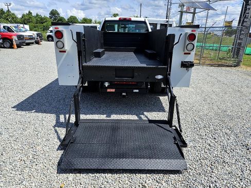 Used 2015 Chevrolet Silverado 3500 W/T image 15