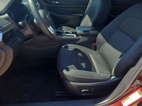 Certified 2024 Nissan Altima 2.5 SV image 15