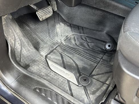 Used 2023 Chevrolet Silverado 1500 Custom w/ LPO, Dark Essentials Package AWD/4WD image 14